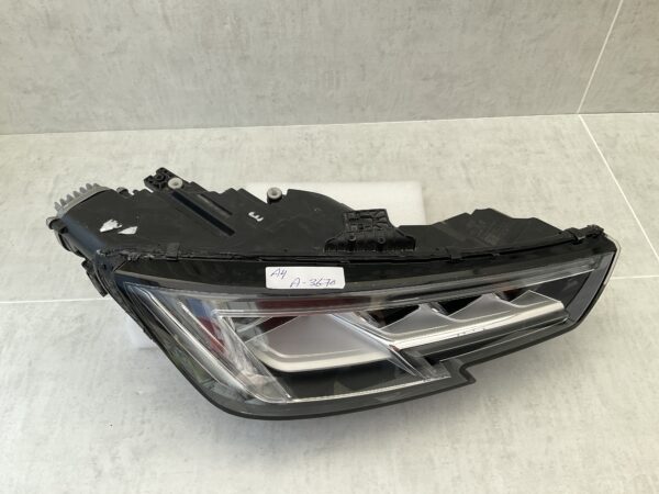 KOPLAMP AUDI A4 B9 FULL LED 8W0941034A RECHTS A-3670
