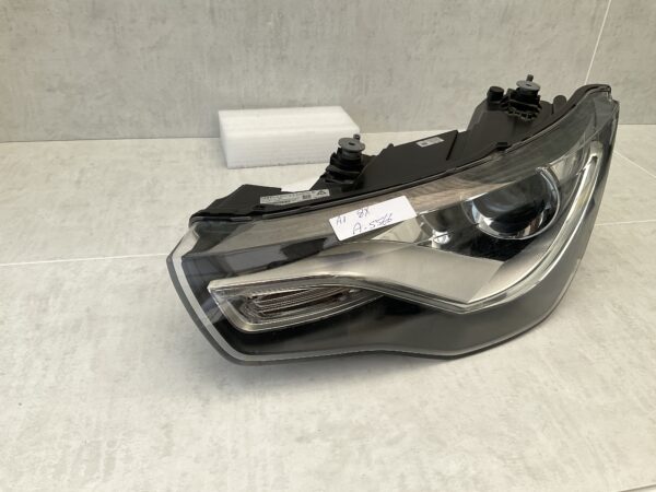 KOPLAMP AUDI A1 8X0 BIXENON LED 8X0941003M LINKS A-5566