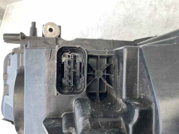 KOPLAMP BMW 5 SERIE G30 G31 XENON LED 7439199 -01 LINKS A-8441