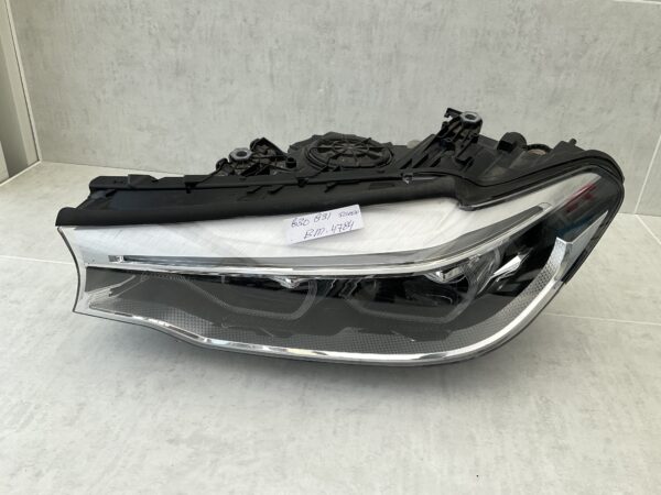 KOPLAMP BMW 5 SERIE G30 G31 ADAPTIVE LED 849912103 LINKS BM-4784