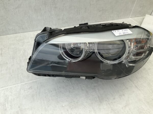 KOPLAMP BMW 5 SERIE F10 F11 XENON 1EL010131 -01/AJ LINKS BM-8422