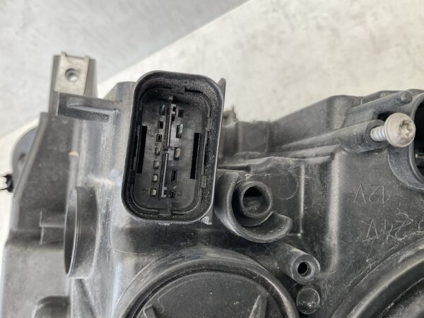 KOPLAMP BMW 5 SERIE F10 F11 XENON 1EL010131 -01/AJ LINKS BM-8422
