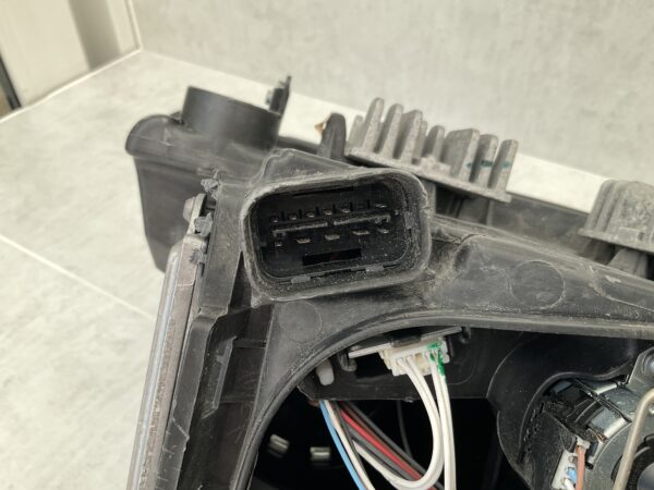 KOPLAMP BMW X1 F84 XENON 90018090 LINKS BM-5127