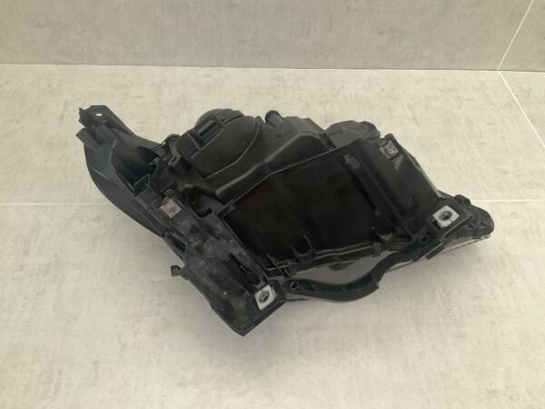 KOPLAMP BMW 5 SERIE E60 E61 520D LED 1EL009449 01 LINKS BM-5621