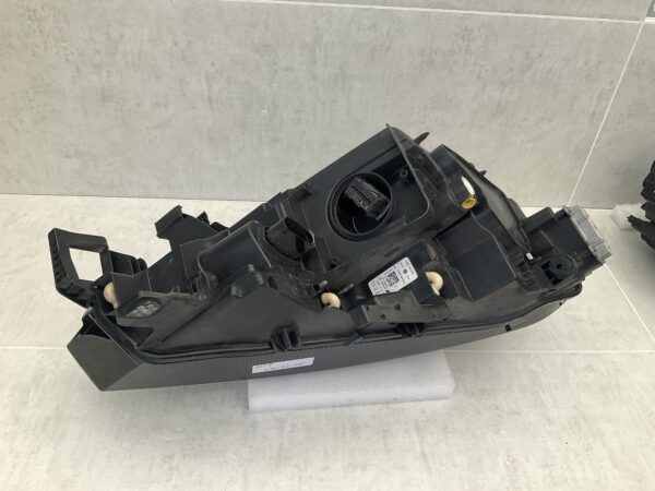 KOPLAMP VOLKSWAGEN ID4 FULL IQ LIGHT 11B941035E  LINKS VW-5235
