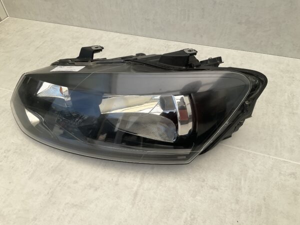 KOPLAMP VOLKSWAGEN POLO 6R 09-13 HALOGEEN 6R941015E LINKS VW-5675