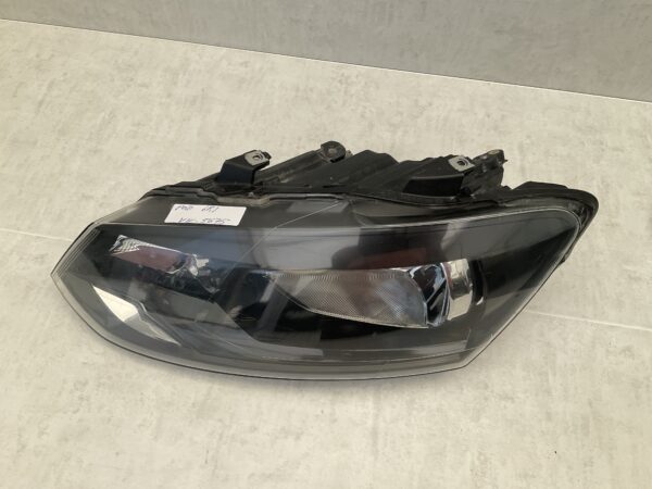 KOPLAMP VOLKSWAGEN POLO 6R 09-13 HALOGEEN 6R941015E LINKS VW-5675