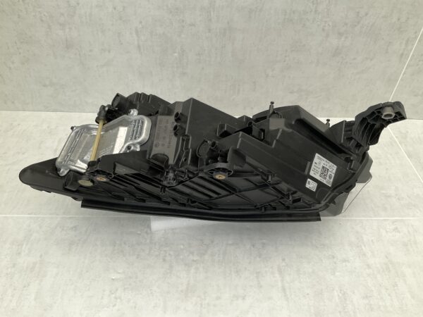 KOPLAMP VOLKSWAGEN TRANSPORTER IQ LED 7T1941082A RECHTS VW-5502