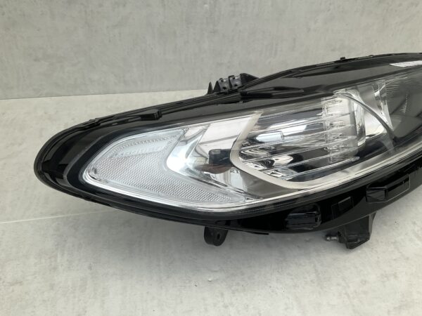 KOPLAMP FORD MONDEO V LED DS73 13W029 AG RECHTS FO-4841