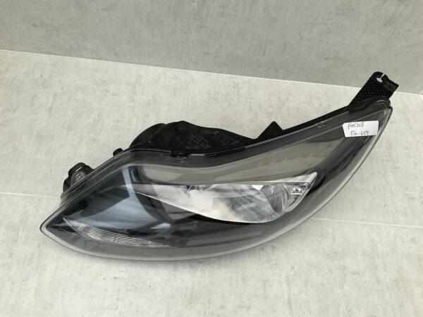 KOPLAMP FORD FOCUS HALOGEEN 1482114822 LINKS FO-4991