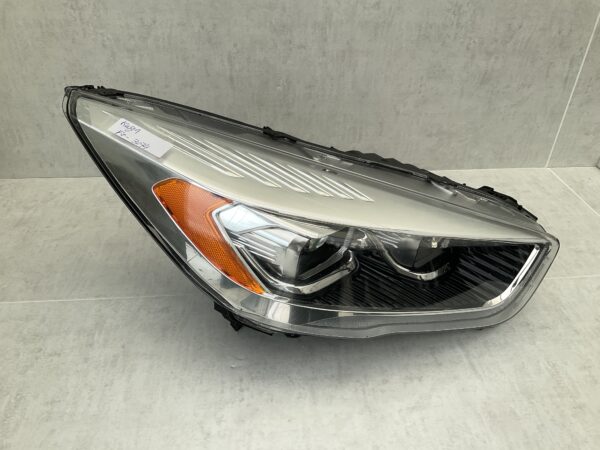 KOPLAMP FORD KUGA FACELIFT XENON GV41-13D15A-AF RECHTS FO-3074