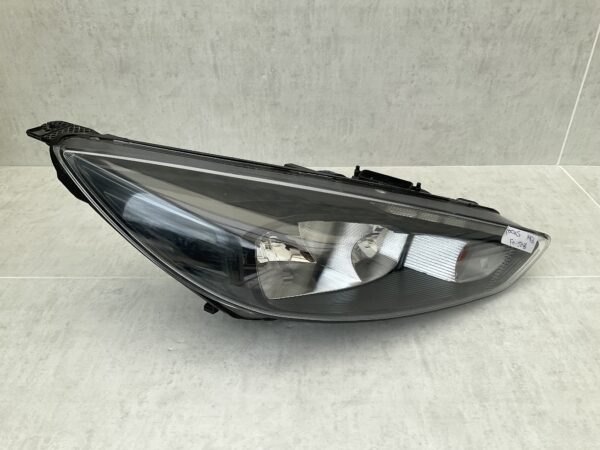 KOPLAMP FORD FOCUS MK3 HALOGEEN F1EB13W029GB RECHTS FO-5086
