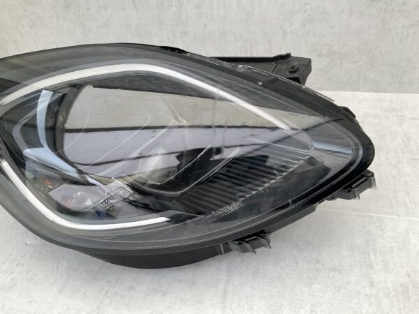 KOPLAMP FORD PUMA LED L90202381 BX726 ( oortje stuk )  RECHTS FO-4379