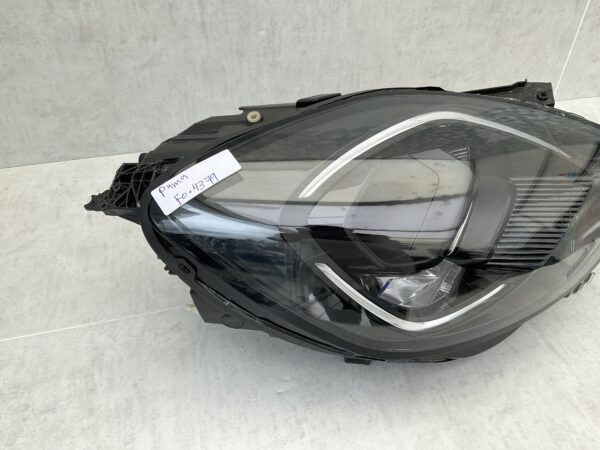 KOPLAMP FORD PUMA LED L90202381 BX726 ( oortje stuk )  RECHTS FO-4379