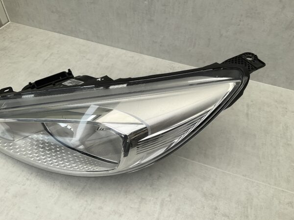 KOPLAMP FORD FOCUS MK3  F1EB-13W030 AEA LINKS FO-8102