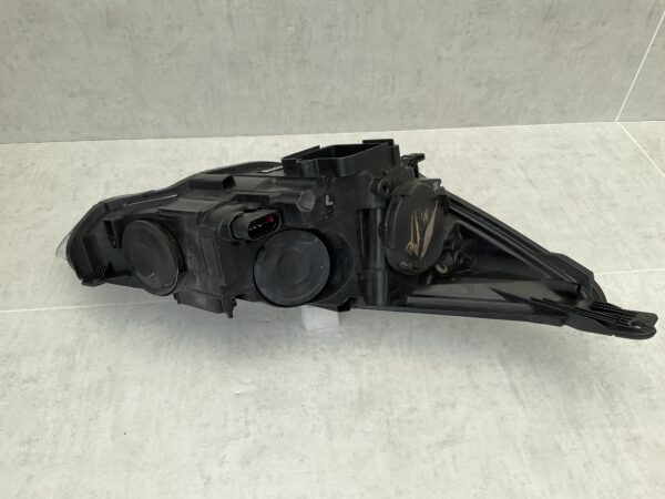 KOPLAMP FORD FOCUS MK3  F1EB-13W030 AEA LINKS FO-8102