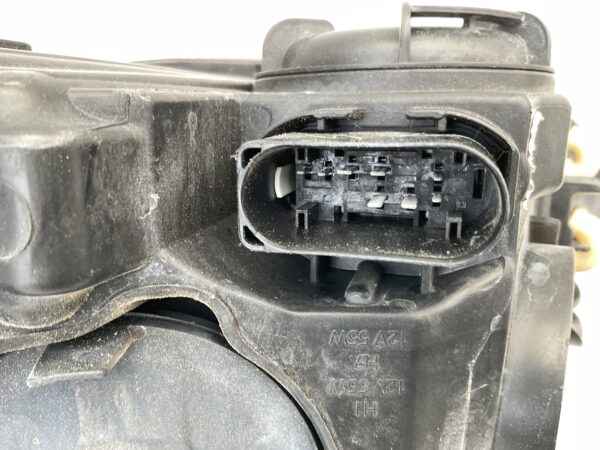 KOPLAMP FORD FOCUS HALOGEEN BM51-13W029-RA RECHTS FO-4881