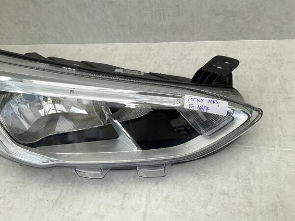 KOPLAMP FORD FOCUS MK4 LED JX7B13W029AE RECHTS FO-4617