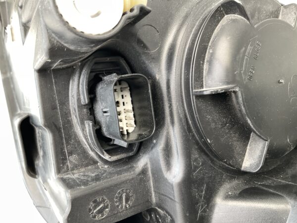 KOPLAMP FORD FOCUS MK4 LED JX7B13W029AE RECHTS FO-4617