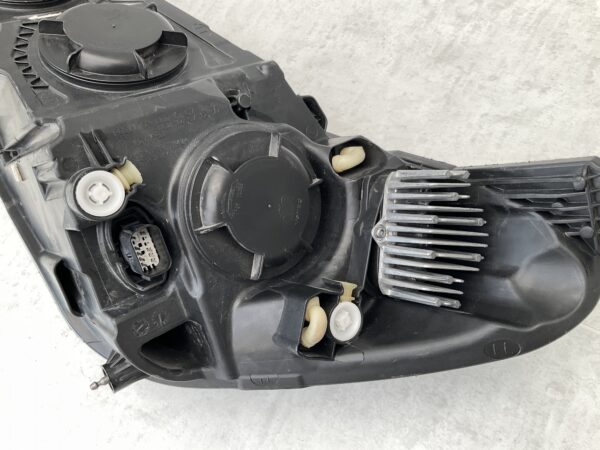 KOPLAMP FORD FOCUS MK4 LED JX7B13W029AE RECHTS FO-4617