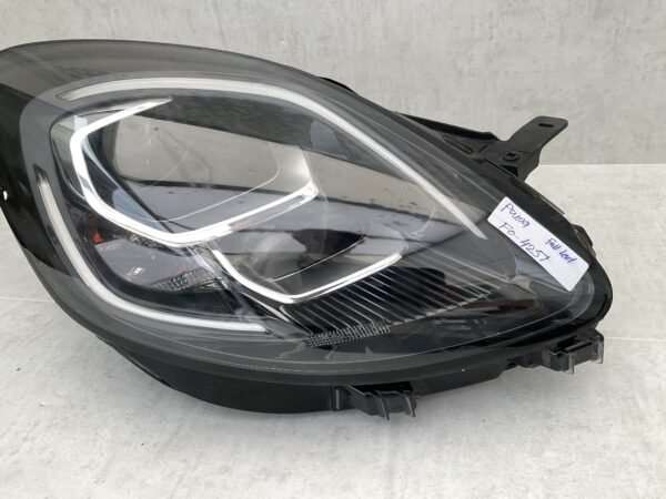 KOPLAMP FORD PUMA LED LL90202258 BX726 RECHTS FO-4251
