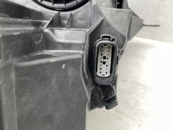 KOPLAMP FORD PUMA LED LL90202258 BX726 RECHTS FO-4251