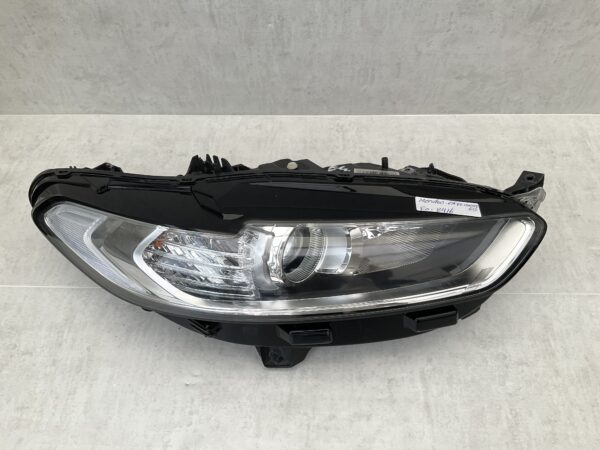 KOPLAMP FORD MONDEO V LED DS73-13W029-ED RECHTS FO-8416