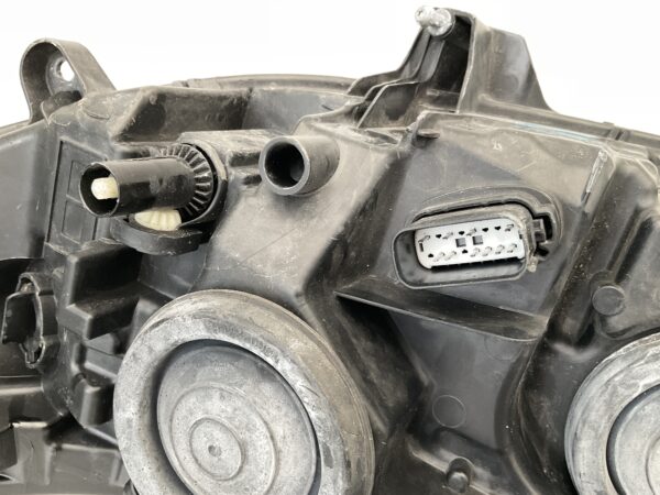 KOPLAMP FORD MONDEO V LED DS73-13W029-ED RECHTS FO-8416
