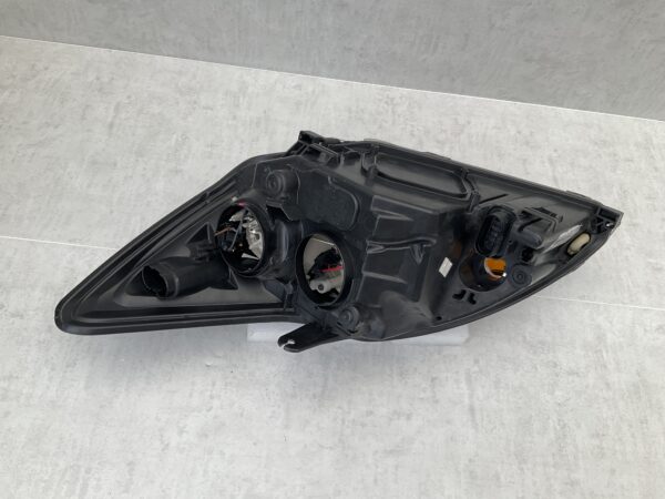 KOPLAMP FORD KUGA MK2 07-11 8M51-13100-CF RECHTS FO-8408