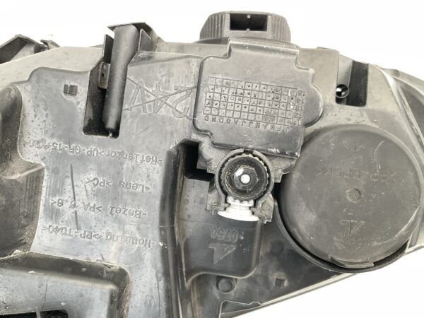 KOPLAMP FIRD CMAX C-MAX BMAX B-MAX AV11-13W029-AE RECHTS FO-8414