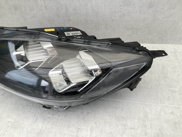 KOPLAMP FORD KUGA MK3 FULL LED LV4B-13E015-FB LINKS FO-8468