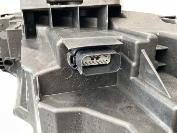 KOPLAMP FORD KUGA MK3 FULL LED LV4B-13E015-FB LINKS FO-8468