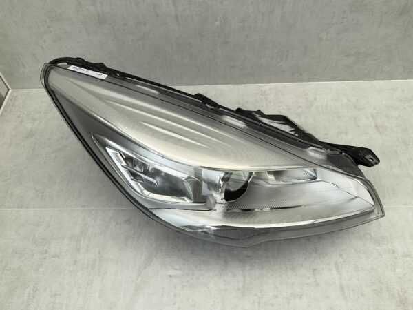 KOPLAMP FORD KUGA 2 LED CV4413D154AK RECHTS FO-5044