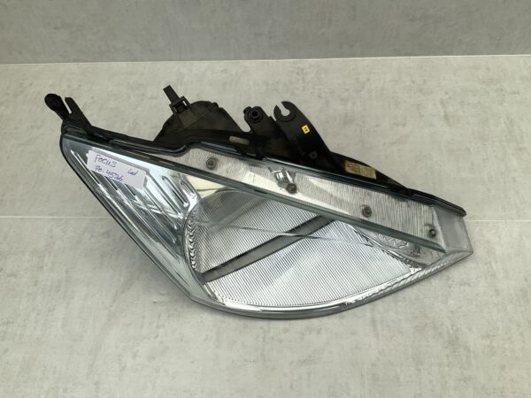 KOPLAMP FORD FOCUS RECHT FO-4526