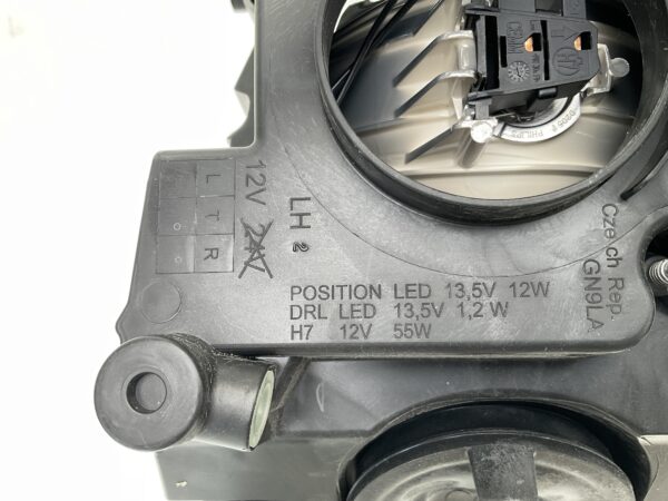 KOPLAMP FORD FIESTA MK8 LED H1BB13W030AK LINKS FO-4546