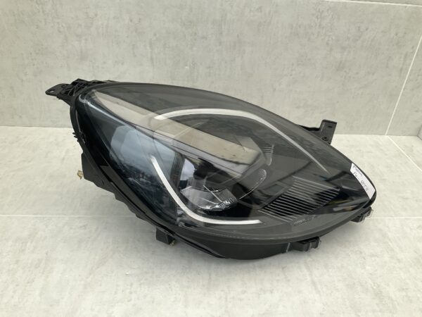 KOPLAMP FORD PUMA LED L90202381 BX726 RECHTS FO-8153