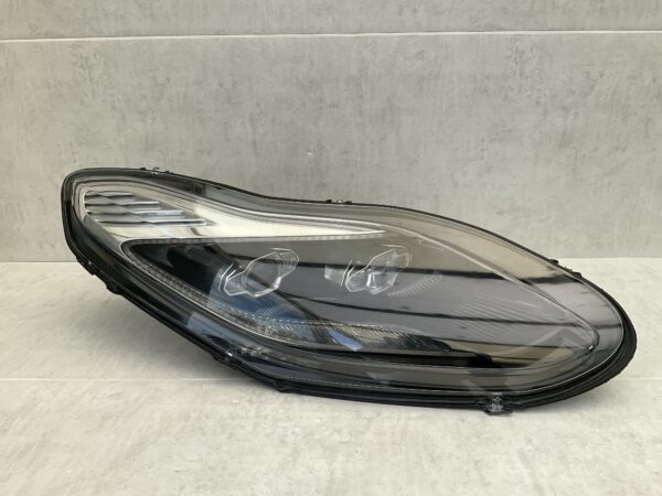 KOPLAMP ASTON MARTIN DB11 FULL LED HY53-13W029-BA RECHTS AM-5212