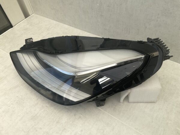 KOPLAMP TESLA MODEL 3 LED 1077375-00-C LINKS TE-8063A