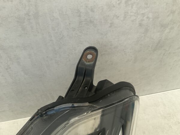KOPLAMP TOYOTA YARIS 3 HALOGEEN LINKS TO-669