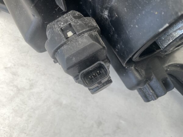 KOPLAMP TOYOTA YARIS LED K0-6EU RECHTS TO-670