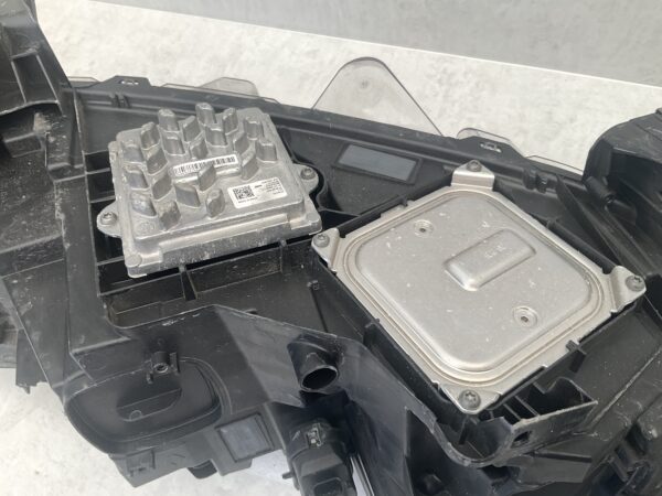KOPLAMP RENAULT ESPACE FULL LED MATRIX 260601628R LINKS RE-672A