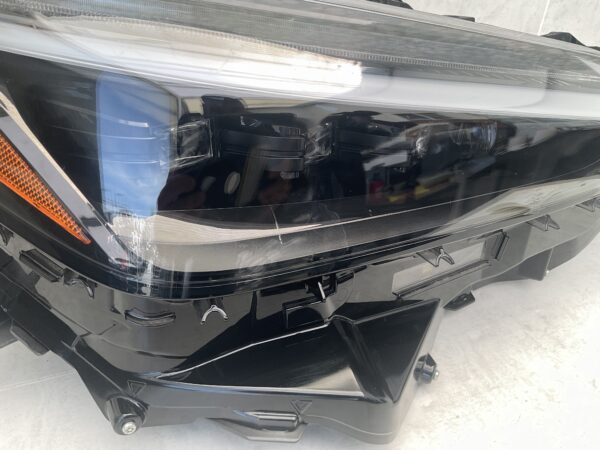 KOPLAMP LEXUS NX  200H 300H LED RECHTS TE-8186