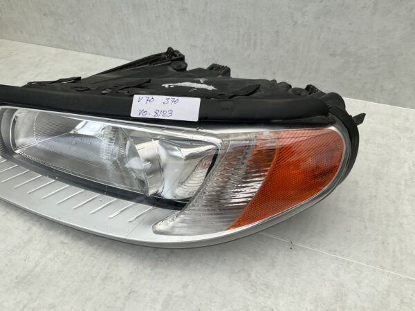 KOPLAMP VOLVO V70 S70 XENON 31353532 LINKS VO-8123