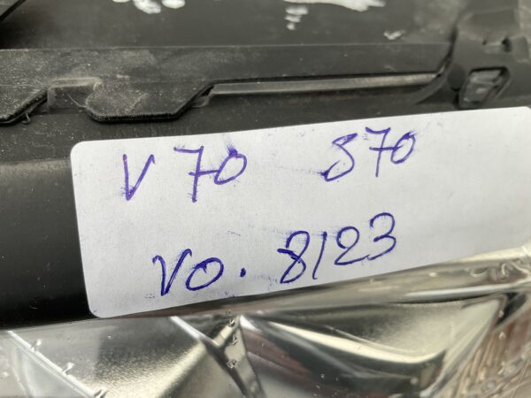 KOPLAMP VOLVO V70 S70 XENON 31353532 LINKS VO-8123
