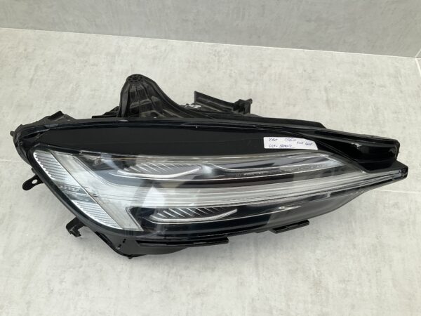 KOPLAMP VOLVO V60 S60 FULL LED ACTIVE HIGH BEAM SYSTEM 32228810 RECHTS VO-8002