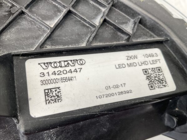 KOPLAMP VOLVO V40 LED MID LHD LEFT 31420447 LINKS VO-8117