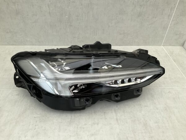 KOPLAMP V90 S90 FULL LED 32228682 LINKS VO-4256
