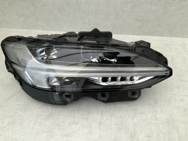 KOPLAMP V90 S90 FULL LED 32228682 LINKS VO-4256