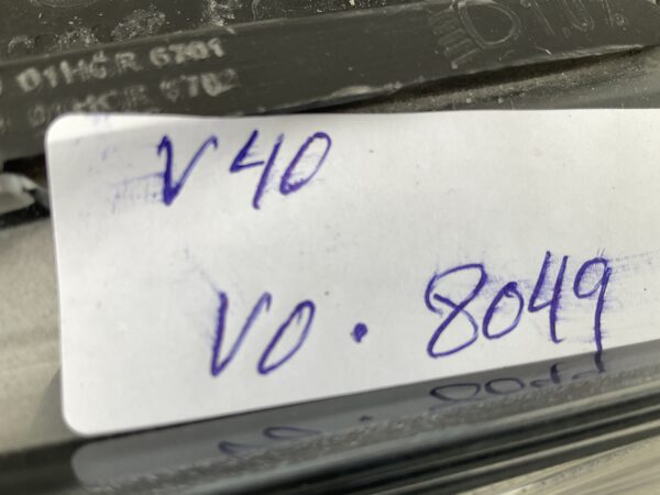 KOPLAMP VOLVO V40 XENON 31283333 RECHTS VO-8049