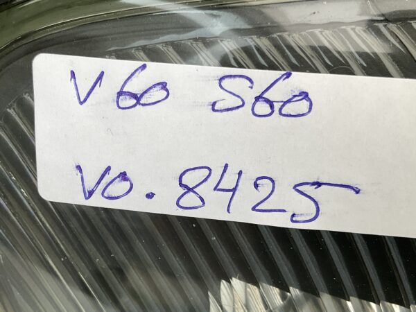 KOPLAMP VOLVO V60 S60 HALOGEEN 8693588 89007870 RECHTS VO-8425